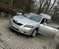 Сірий Тойота Камрі, об'ємом двигуна 2.4 л та пробігом 269 тис. км за 8499 $, фото 1 на Automoto.ua