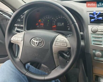 Сірий Тойота Камрі, об'ємом двигуна 2.4 л та пробігом 250 тис. км за 6500 $, фото 7 на Automoto.ua