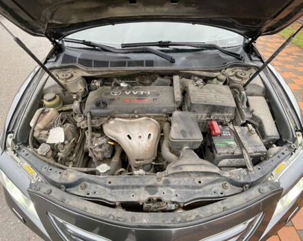 Серый Тойота Камри, объемом двигателя 2.36 л и пробегом 300 тыс. км за 9300 $, фото 10 на Automoto.ua