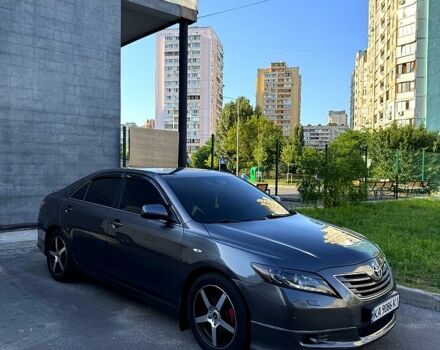 Сірий Тойота Камрі, об'ємом двигуна 3.5 л та пробігом 199 тис. км за 7350 $, фото 4 на Automoto.ua