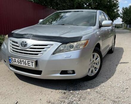 Серый Тойота Камри, объемом двигателя 3.46 л и пробегом 155 тыс. км за 8000 $, фото 1 на Automoto.ua