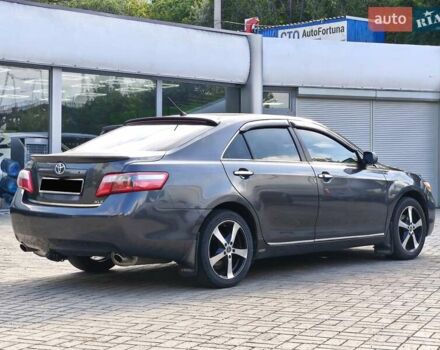 Серый Тойота Камри, объемом двигателя 3.5 л и пробегом 219 тыс. км за 8750 $, фото 1 на Automoto.ua
