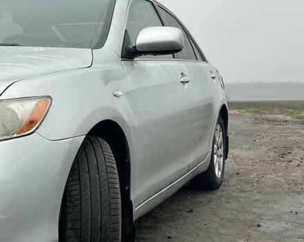 Сірий Тойота Камрі, об'ємом двигуна 3.46 л та пробігом 363 тис. км за 7999 $, фото 13 на Automoto.ua