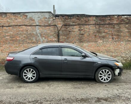 Серый Тойота Камри, объемом двигателя 3.5 л и пробегом 250 тыс. км за 4650 $, фото 2 на Automoto.ua