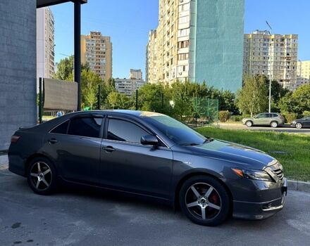 Сірий Тойота Камрі, об'ємом двигуна 3.5 л та пробігом 199 тис. км за 7350 $, фото 3 на Automoto.ua