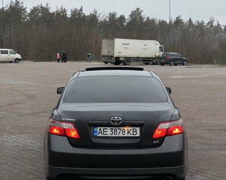 Серый Тойота Камри, объемом двигателя 2.36 л и пробегом 225 тыс. км за 8300 $, фото 5 на Automoto.ua