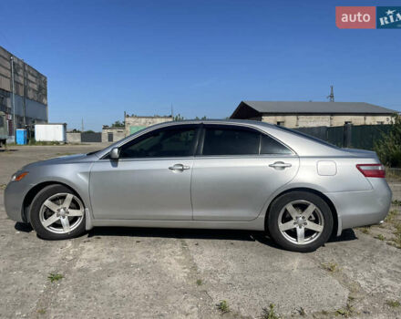 Серый Тойота Камри, объемом двигателя 3.5 л и пробегом 278 тыс. км за 8300 $, фото 7 на Automoto.ua
