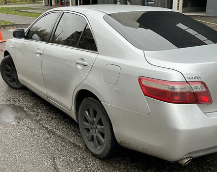 Серый Тойота Камри, объемом двигателя 3.46 л и пробегом 292 тыс. км за 7900 $, фото 3 на Automoto.ua