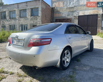 Серый Тойота Камри, объемом двигателя 3.5 л и пробегом 278 тыс. км за 8300 $, фото 4 на Automoto.ua