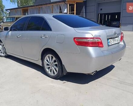 Сірий Тойота Камрі, об'ємом двигуна 3.5 л та пробігом 323 тис. км за 8000 $, фото 3 на Automoto.ua