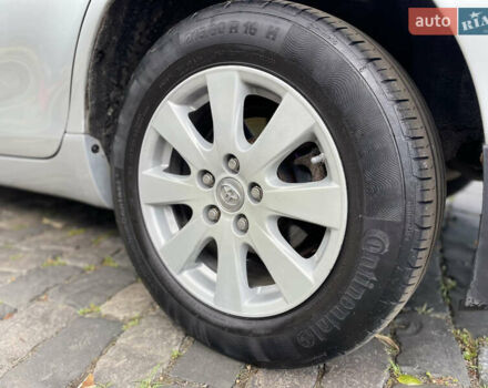 Сірий Тойота Камрі, об'ємом двигуна 2.36 л та пробігом 307 тис. км за 7200 $, фото 12 на Automoto.ua