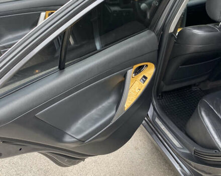 Сірий Тойота Камрі, об'ємом двигуна 3.5 л та пробігом 231 тис. км за 8000 $, фото 11 на Automoto.ua