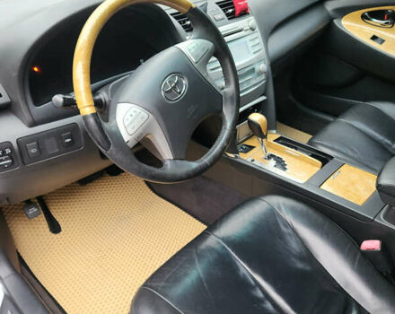 Серый Тойота Камри, объемом двигателя 3.46 л и пробегом 450 тыс. км за 7800 $, фото 11 на Automoto.ua