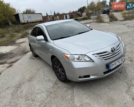 Серый Тойота Камри, объемом двигателя 2.36 л и пробегом 252 тыс. км за 7999 $, фото 2 на Automoto.ua