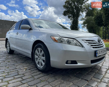 Сірий Тойота Камрі, об'ємом двигуна 2.36 л та пробігом 307 тис. км за 7200 $, фото 5 на Automoto.ua