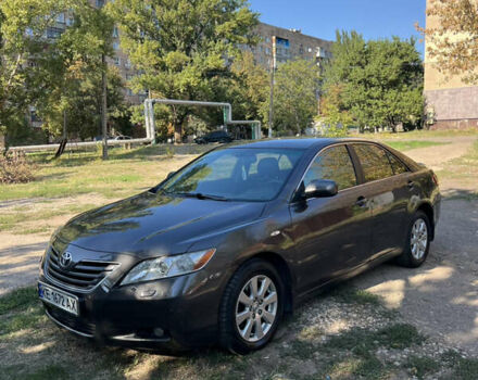 Серый Тойота Камри, объемом двигателя 3.5 л и пробегом 293 тыс. км за 7950 $, фото 2 на Automoto.ua