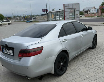 Сірий Тойота Камрі, об'ємом двигуна 3.46 л та пробігом 270 тис. км за 8400 $, фото 3 на Automoto.ua