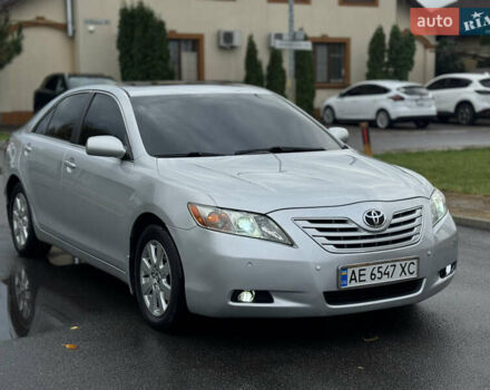 Тойота Камри 2006 в Днепре (Днепропетровске) на Automoto.ua Серый Тойота Камри, объемом двигателя 3.5 л и пробегом 255 тыс. км за 8500 $, фото 1 на Automoto.ua