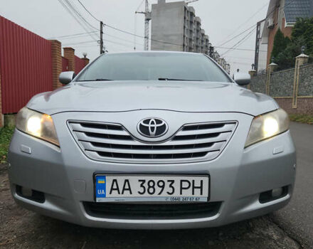 Серый Тойота Камри, объемом двигателя 3.46 л и пробегом 450 тыс. км за 7800 $, фото 4 на Automoto.ua