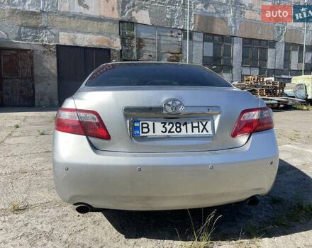 Серый Тойота Камри, объемом двигателя 3.5 л и пробегом 278 тыс. км за 8300 $, фото 5 на Automoto.ua