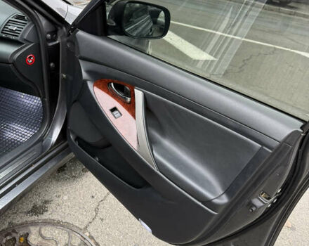 Сірий Тойота Камрі, об'ємом двигуна 3.46 л та пробігом 260 тис. км за 8800 $, фото 14 на Automoto.ua