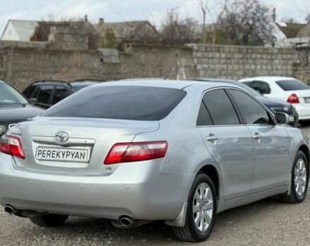 Серый Тойота Камри, объемом двигателя 3.5 л и пробегом 196 тыс. км за 8999 $, фото 2 на Automoto.ua