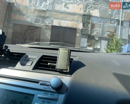Серый Тойота Камри, объемом двигателя 3.5 л и пробегом 278 тыс. км за 8300 $, фото 15 на Automoto.ua