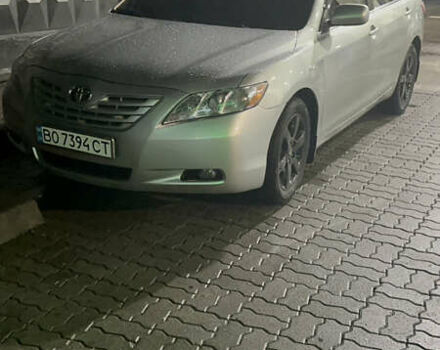 Сірий Тойота Камрі, об'ємом двигуна 2.4 л та пробігом 348 тис. км за 8000 $, фото 1 на Automoto.ua