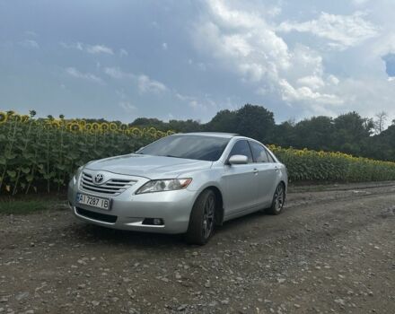 Сірий Тойота Камрі, об'ємом двигуна 3.5 л та пробігом 298 тис. км за 9500 $, фото 1 на Automoto.ua