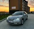 Серый Тойота Камри, объемом двигателя 2.4 л и пробегом 215 тыс. км за 5500 $, фото 1 на Automoto.ua