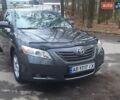 Серый Тойота Камри, объемом двигателя 3.5 л и пробегом 317 тыс. км за 7500 $, фото 1 на Automoto.ua