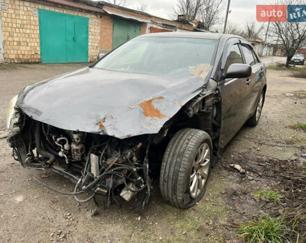 Серый Тойота Камри, объемом двигателя 3.5 л и пробегом 250 тыс. км за 4650 $, фото 3 на Automoto.ua