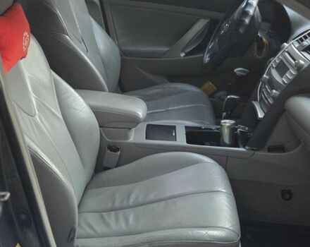 Серый Тойота Камри, объемом двигателя 3 л и пробегом 154 тыс. км за 9800 $, фото 5 на Automoto.ua