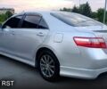 Серый Тойота Камри, объемом двигателя 2.4 л и пробегом 213 тыс. км за 6250 $, фото 4 на Automoto.ua