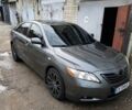 Сірий Тойота Камрі, об'ємом двигуна 3.5 л та пробігом 341 тис. км за 6800 $, фото 1 на Automoto.ua