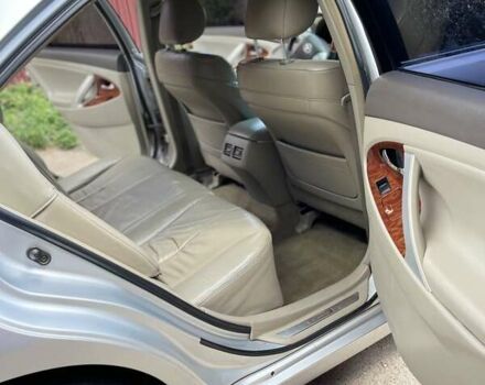 Серый Тойота Камри, объемом двигателя 3.46 л и пробегом 155 тыс. км за 8000 $, фото 13 на Automoto.ua