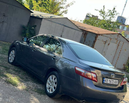 Серый Тойота Камри, объемом двигателя 3.5 л и пробегом 293 тыс. км за 7950 $, фото 6 на Automoto.ua