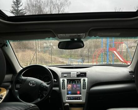 Серый Тойота Камри, объемом двигателя 2.4 л и пробегом 350 тыс. км за 6500 $, фото 11 на Automoto.ua