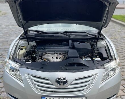 Серый Тойота Камри, объемом двигателя 2.4 л и пробегом 307 тыс. км за 7200 $, фото 10 на Automoto.ua