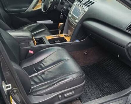 Серый Тойота Камри, объемом двигателя 3.46 л и пробегом 338 тыс. км за 6300 $, фото 7 на Automoto.ua