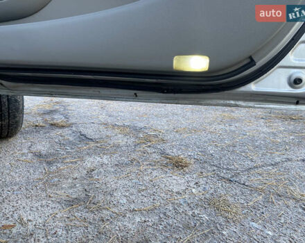 Серый Тойота Камри, объемом двигателя 2.4 л и пробегом 272 тыс. км за 7500 $, фото 29 на Automoto.ua