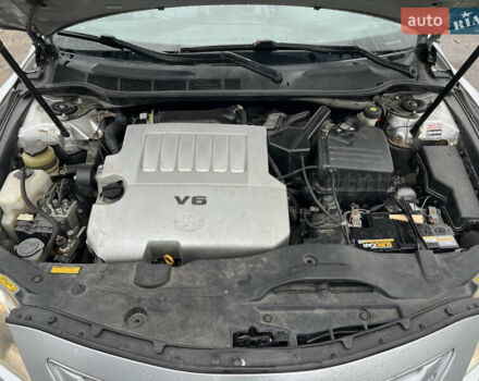 Сірий Тойота Камрі, об'ємом двигуна 3.46 л та пробігом 363 тис. км за 7999 $, фото 51 на Automoto.ua