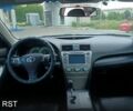 Серый Тойота Камри, объемом двигателя 2.4 л и пробегом 213 тыс. км за 6250 $, фото 5 на Automoto.ua