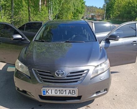 Серый Тойота Камри, объемом двигателя 3.5 л и пробегом 305 тыс. км за 9500 $, фото 8 на Automoto.ua