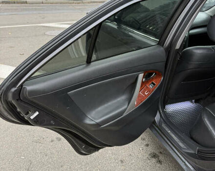 Сірий Тойота Камрі, об'ємом двигуна 3.46 л та пробігом 260 тис. км за 8800 $, фото 18 на Automoto.ua