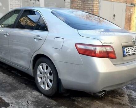 Серый Тойота Камри, объемом двигателя 3.5 л и пробегом 130 тыс. км за 10500 $, фото 6 на Automoto.ua