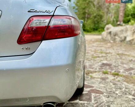 Сірий Тойота Камрі, об'ємом двигуна 3.5 л та пробігом 246 тис. км за 8300 $, фото 11 на Automoto.ua