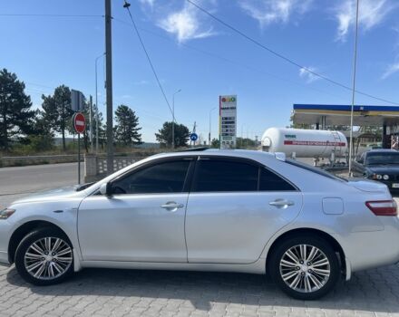 Серый Тойота Камри, объемом двигателя 2.4 л и пробегом 280 тыс. км за 8600 $, фото 5 на Automoto.ua