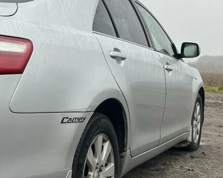 Сірий Тойота Камрі, об'ємом двигуна 3.46 л та пробігом 363 тис. км за 7999 $, фото 19 на Automoto.ua