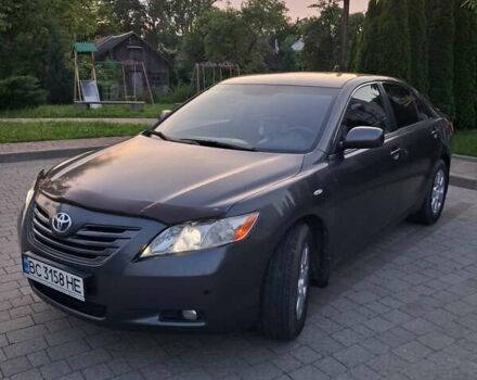 Серый Тойота Камри, объемом двигателя 2.4 л и пробегом 290 тыс. км за 6600 $, фото 4 на Automoto.ua